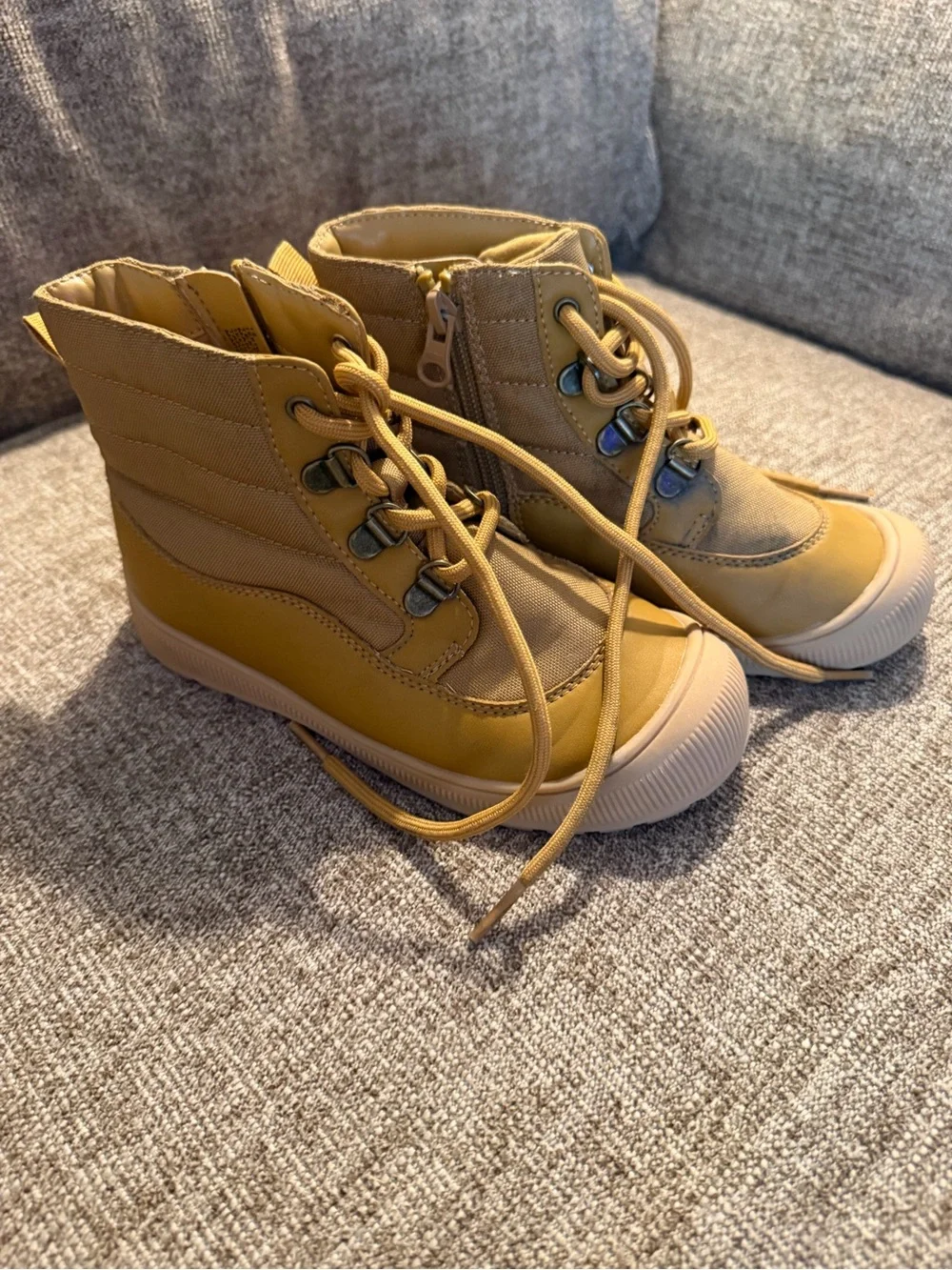 OshKosh B'gosh Kids Tan High-Top Rain & Snow Boots